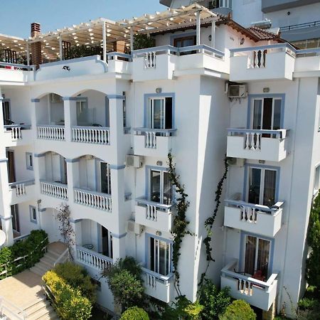 Hotel Erdano Sarandë Exterior foto