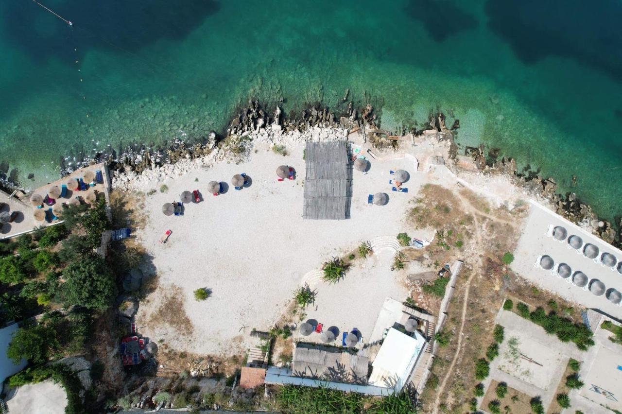 Hotel Erdano Sarandë Exterior foto