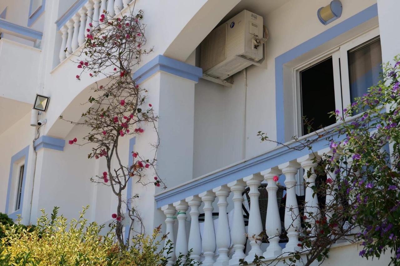 Hotel Erdano Sarandë Exterior foto
