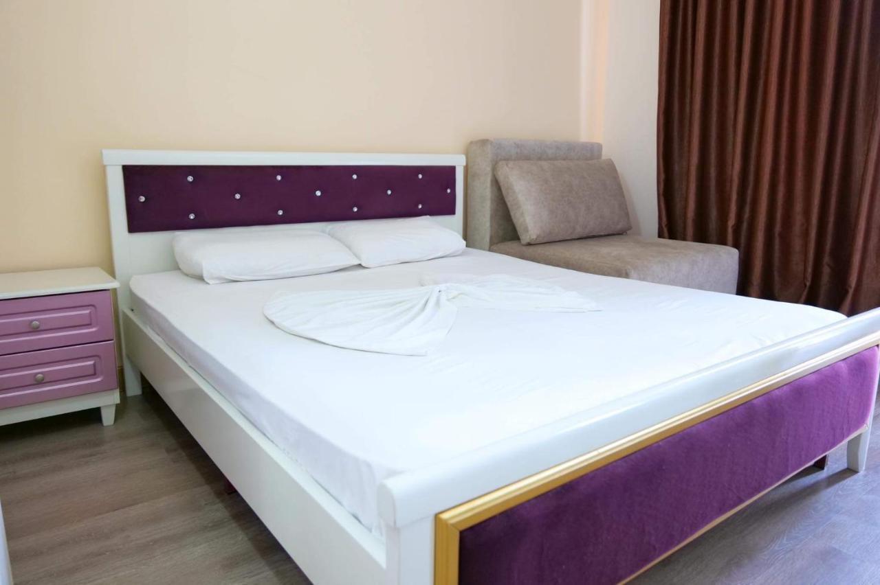Hotel Erdano Sarandë Exterior foto