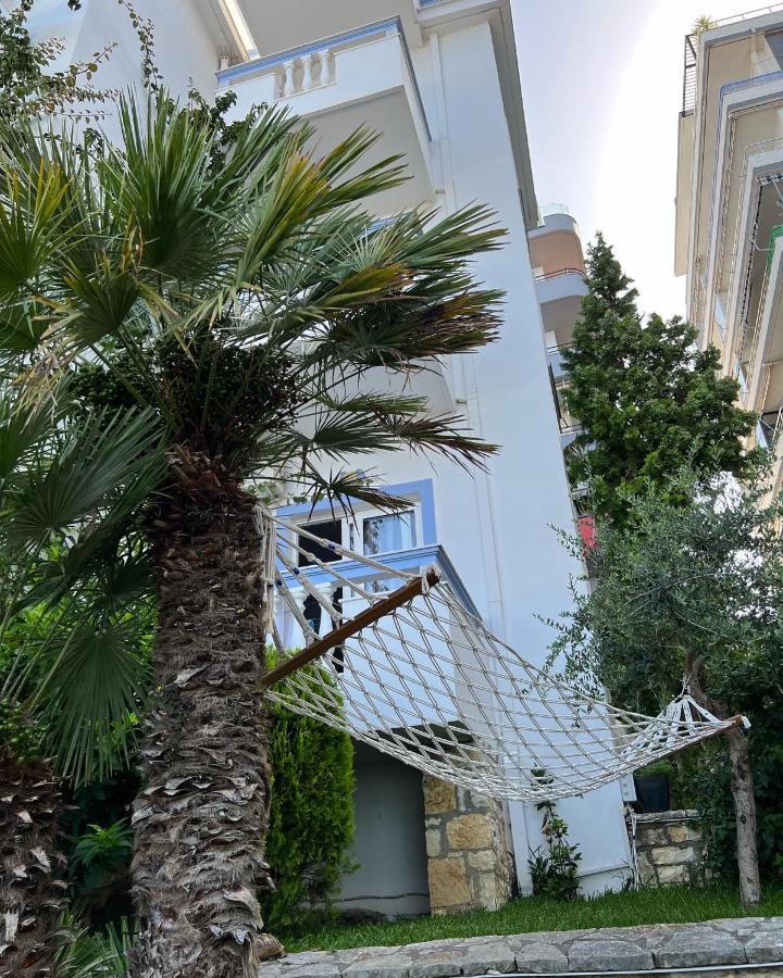 Hotel Erdano Sarandë Exterior foto