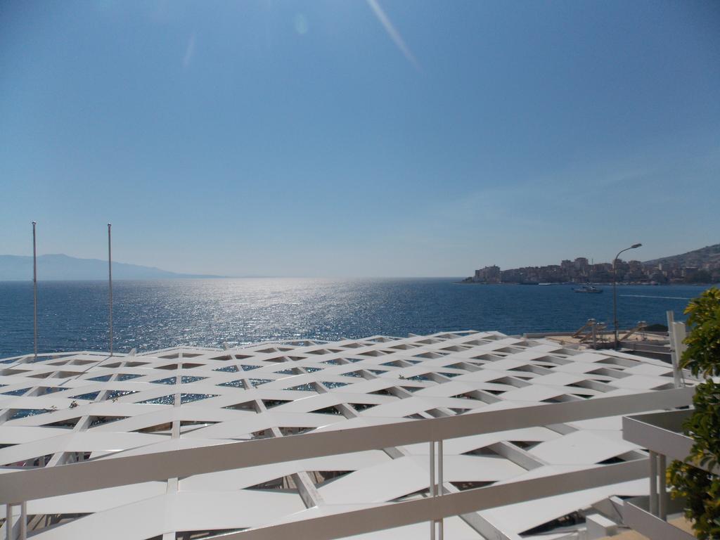 Hotel Erdano Sarandë Exterior foto