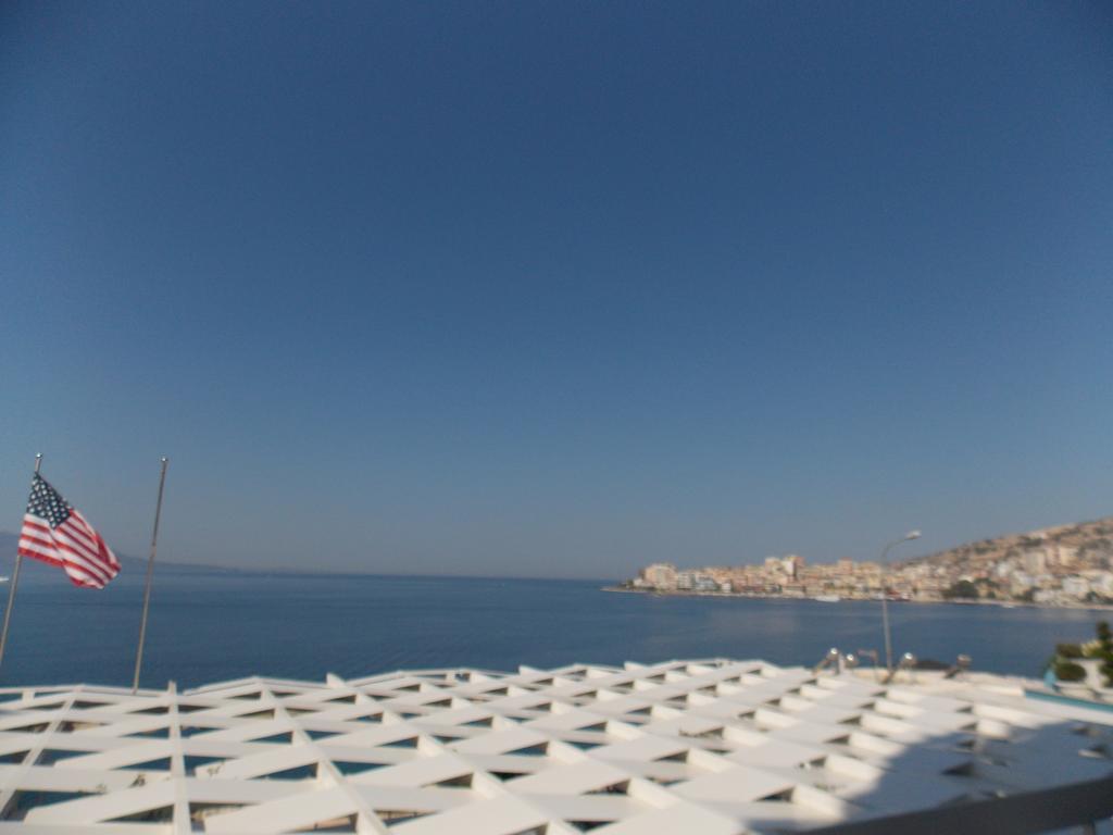 Hotel Erdano Sarandë Exterior foto