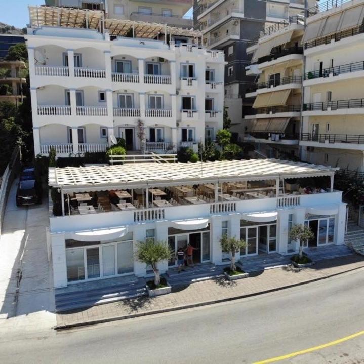 Hotel Erdano Sarandë Exterior foto